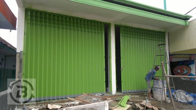Jasa Pintu Harmonika Kota Kupang